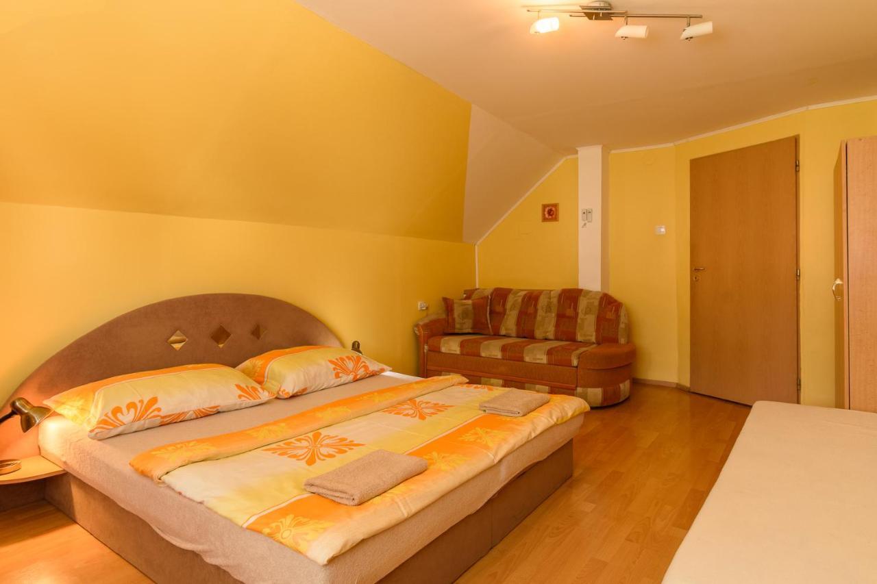 Apartman Elegant เบเชนยอวา ภายนอก รูปภาพ